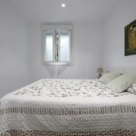 Apartment Escolta Real Apartamento Por Temporadas Donostia *